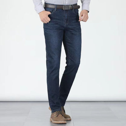 👖 Férfi farmer – egyenes szabású, rugalmas pamutszövetből, mindennapi viseletre és munkához egyaránt alkalmas 🧵