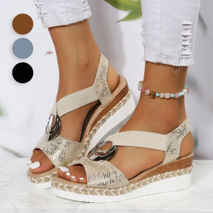 👡 NŐI NYÁRI NYITOTT TALPÚ SZANDÁL FÉM DÍSZÍTÉSSEL