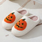 👻 Halloween-i Hangulat a Lábadon! Spooky Slippers Töklámpás Papucs – Puha, Bolyhos, Meleg 🎃