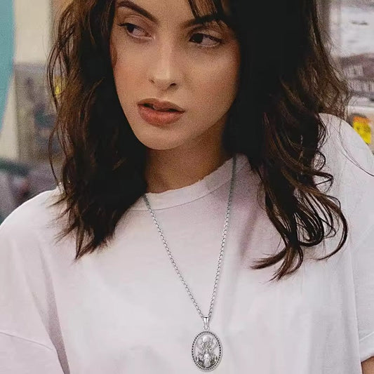 ✨ Holdfény Múzsa nyaklánc – 🌙 Vintage ovális medál a modern istennőnek 💫