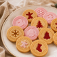 🍪 Ünnepi Hangulat a Konyhában! Karácsonyi Süti Formakészlet – Tökéletes Minták, Családi Öröm ✨
